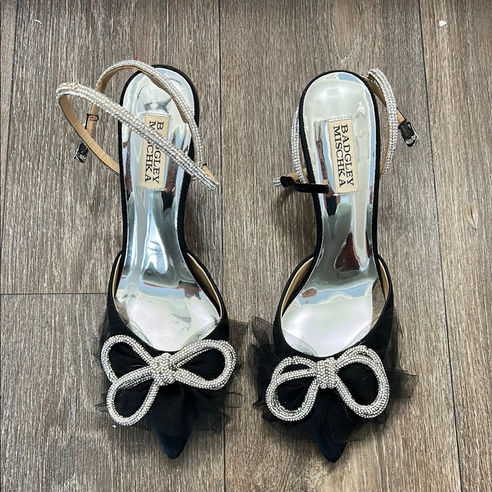 Badgley Mischka Black and Silver Slingback Heels